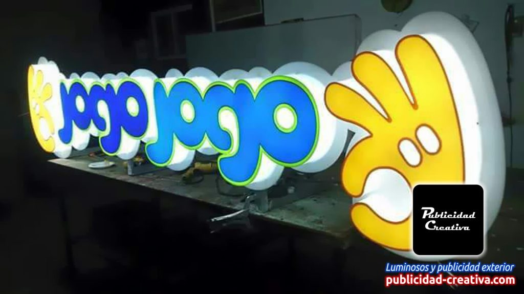 Fabricantes de logos y letreros 3D acrílico