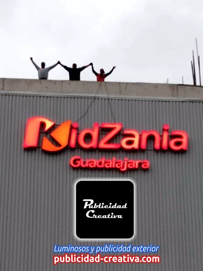 Fabricantes e instaladores de publicidad exterior